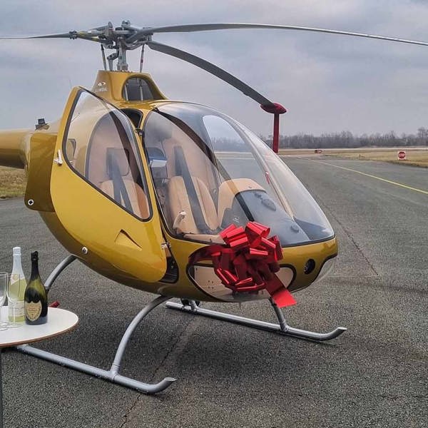 Unikátní zlatý vrtulník předám šťastnému majiteli